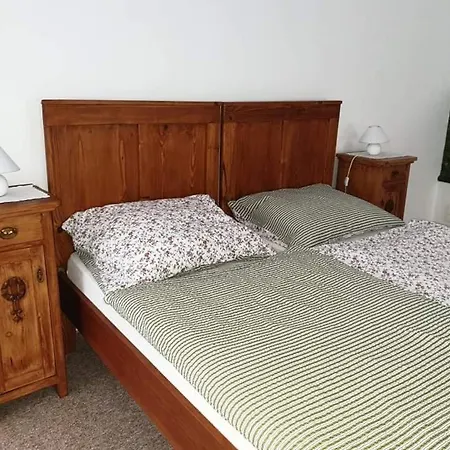 Usedlost Pod Lipou * Malá Morava